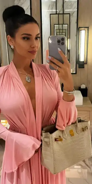 Sonya